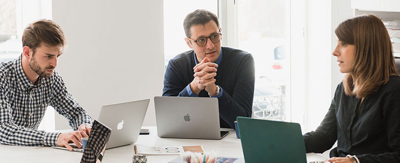 L'équipe Mérithalle au bureau